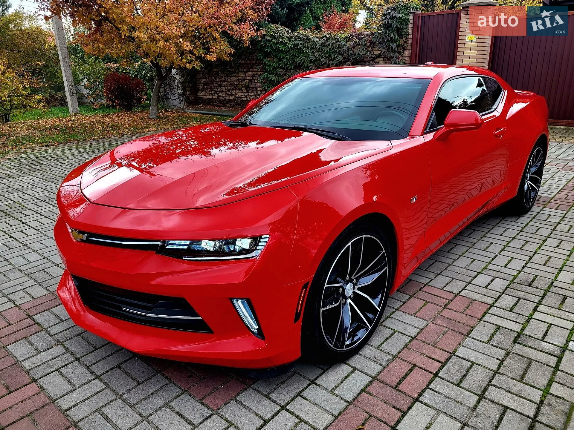 2016 Chevrolet Camaro - мініатюра 2