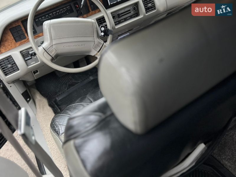 Седан Chevrolet Caprice 1992 в Золотоноше фото 16 Седан Chevrolet Caprice 1992 в Золотоноше