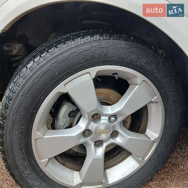 Внедорожник / Кроссовер Chevrolet Captiva Sport 2014 в Коростене