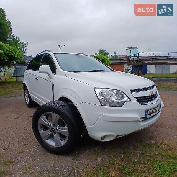 Внедорожник / Кроссовер Chevrolet Captiva Sport 2014 в Коростене