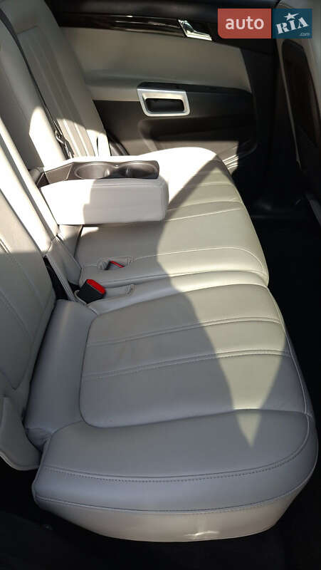 Внедорожник / Кроссовер Chevrolet Captiva Sport 2014 в Полтаве