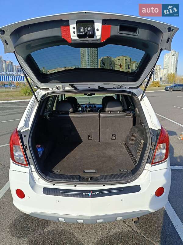 Позашляховик / Кросовер Chevrolet Captiva Sport 2014 в Києві