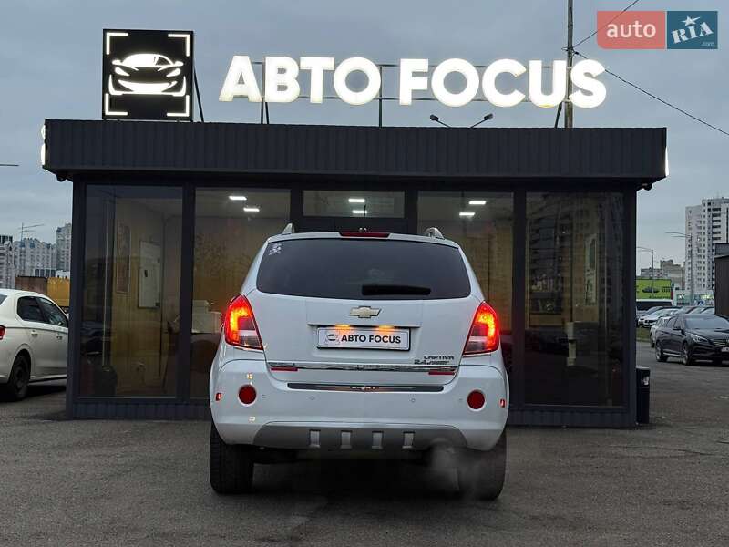 Внедорожник / Кроссовер Chevrolet Captiva Sport 2014 в Киеве