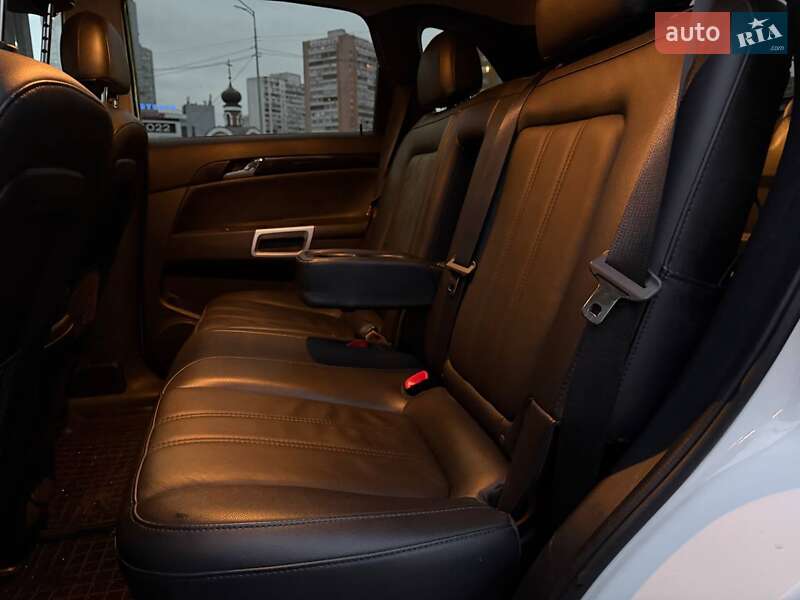 Внедорожник / Кроссовер Chevrolet Captiva Sport 2014 в Киеве