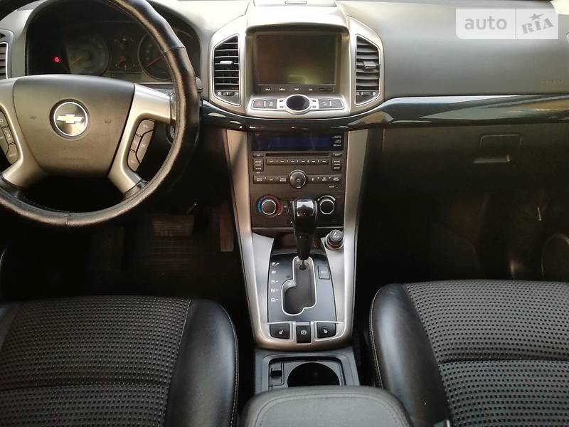Позашляховик / Кросовер Chevrolet Captiva 2012 в Харкові