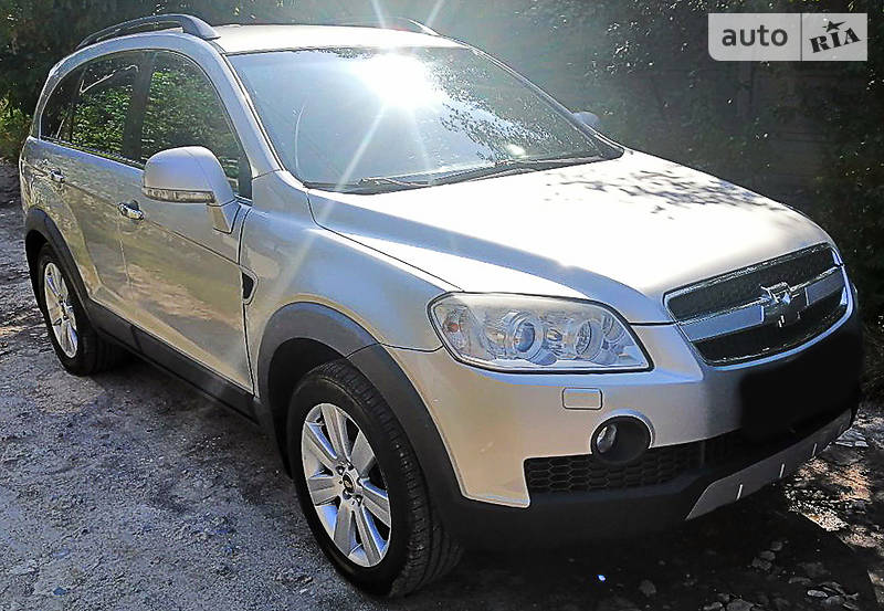 Позашляховик / Кросовер Chevrolet Captiva 2008 в Харкові