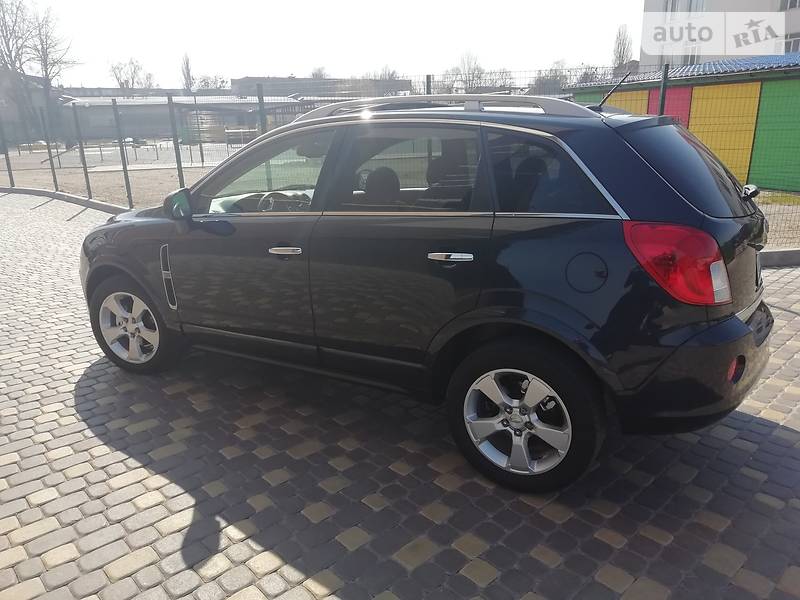 Позашляховик / Кросовер Chevrolet Captiva 2014 в Вінниці