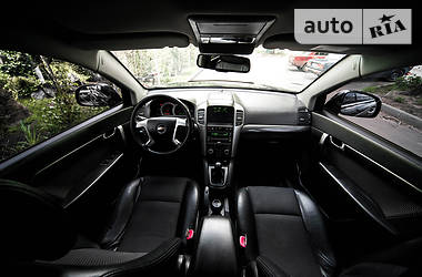 Позашляховик / Кросовер Chevrolet Captiva 2008 в 