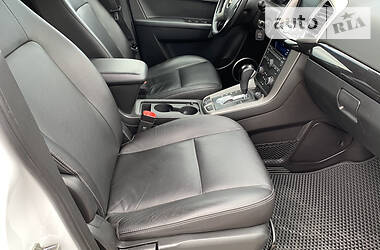 Позашляховик / Кросовер Chevrolet Captiva 2012 в 