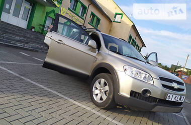 Позашляховик / Кросовер Chevrolet Captiva 2008 в 