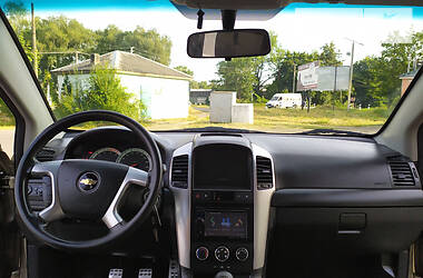 Позашляховик / Кросовер Chevrolet Captiva 2008 в 