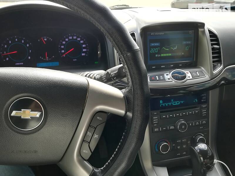 Позашляховик / Кросовер Chevrolet Captiva 2012 в Харкові