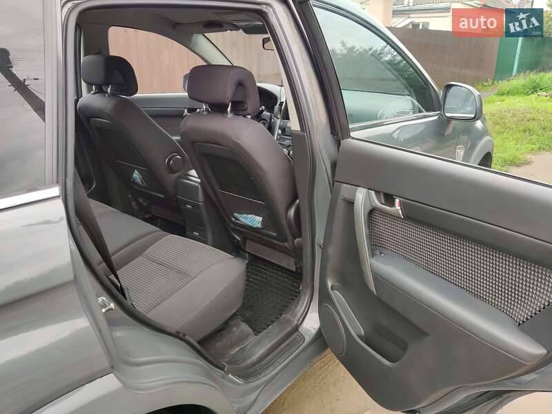 Внедорожник / Кроссовер Chevrolet Captiva 2010 в Полтаве