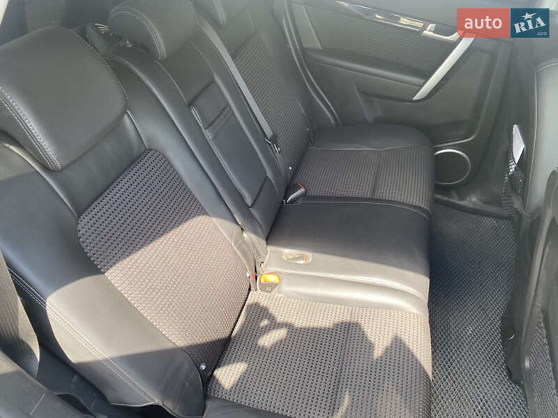 Позашляховик / Кросовер Chevrolet Captiva 2011 в Львові