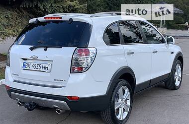 Внедорожник / Кроссовер Chevrolet Captiva 2011 в 