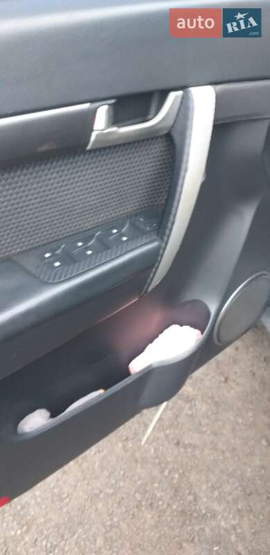 Внедорожник / Кроссовер Chevrolet Captiva 2009 в Кривом Роге фото 6 Внедорожник / Кроссовер Chevrolet Captiva 2009 в Кривом Роге