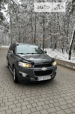 Внедорожник / Кроссовер Chevrolet Captiva 2011 в Львове