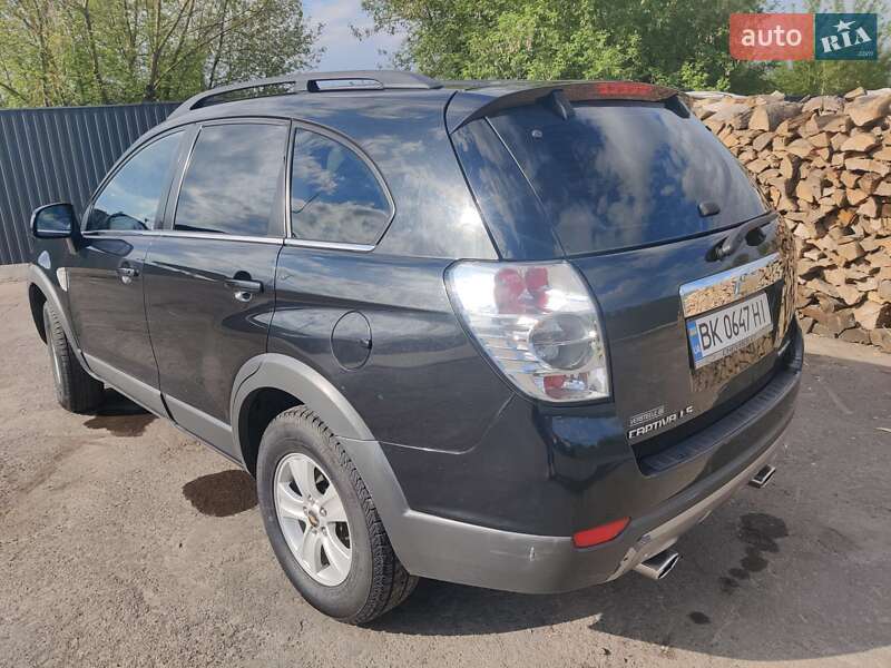 Внедорожник / Кроссовер Chevrolet Captiva 2009 в Демидовке