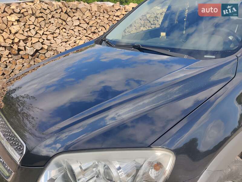 Внедорожник / Кроссовер Chevrolet Captiva 2009 в Демидовке