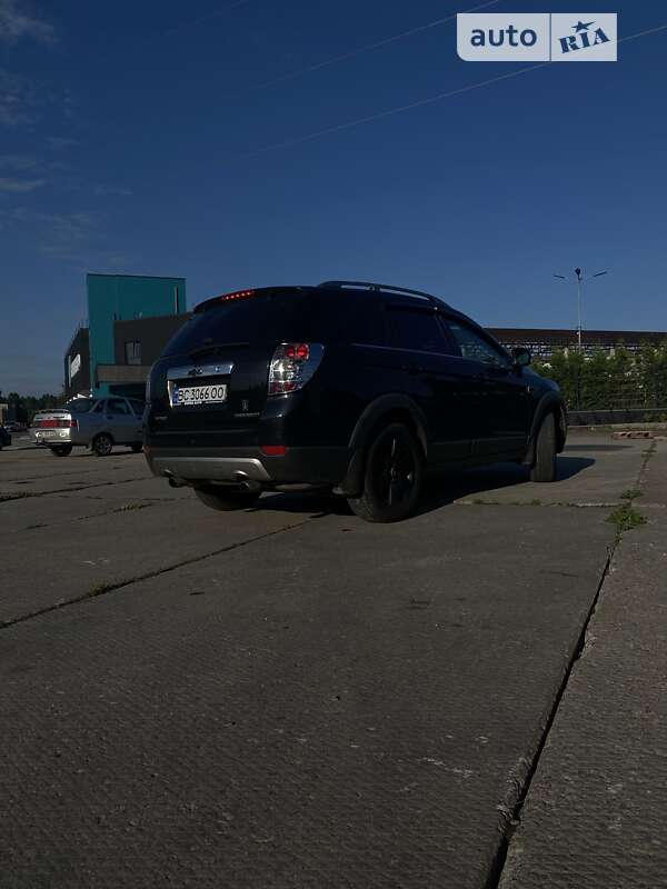 Внедорожник / Кроссовер Chevrolet Captiva 2011 в Львове