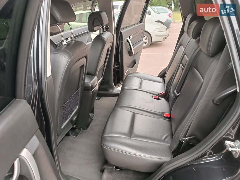Внедорожник / Кроссовер Chevrolet Captiva 2012 в Житомире
