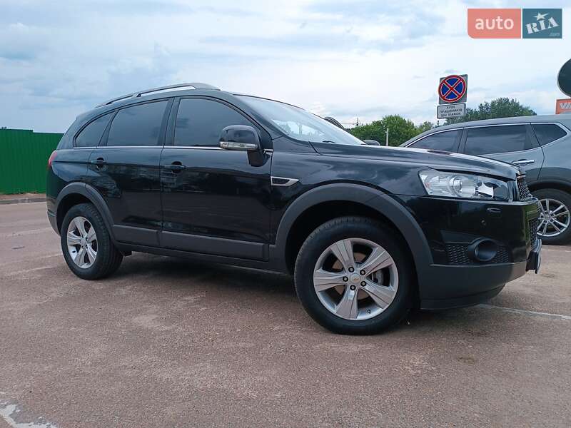 Внедорожник / Кроссовер Chevrolet Captiva 2012 в Житомире