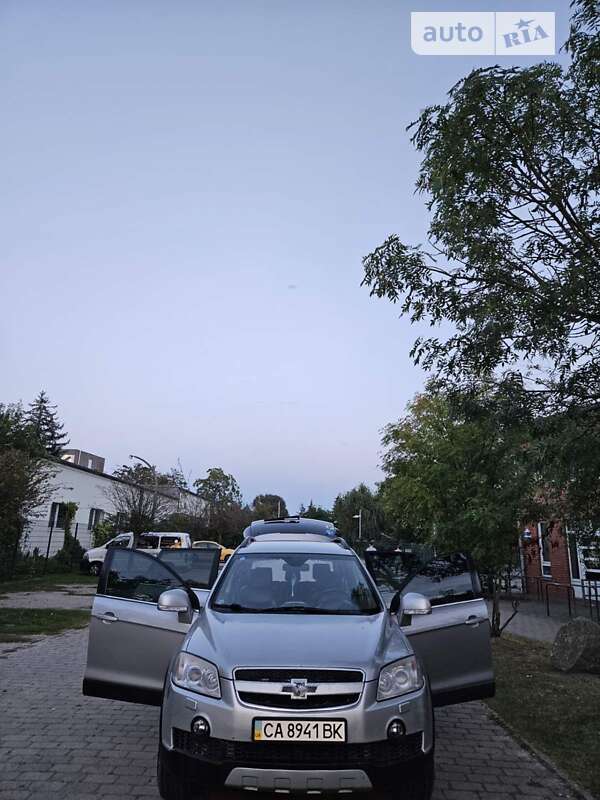 Позашляховик / Кросовер Chevrolet Captiva 2008 в Умані