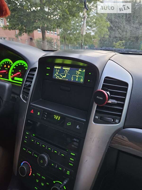 Позашляховик / Кросовер Chevrolet Captiva 2008 в Умані