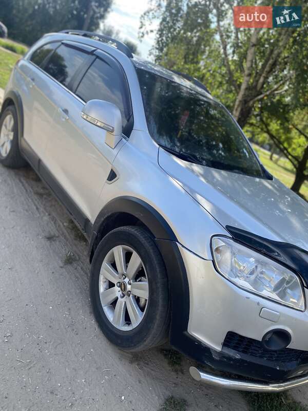 Позашляховик / Кросовер Chevrolet Captiva 2010 в Глухові