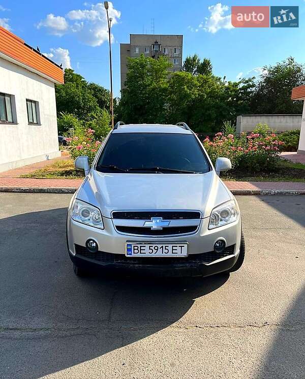 Внедорожник / Кроссовер Chevrolet Captiva 2007 в 