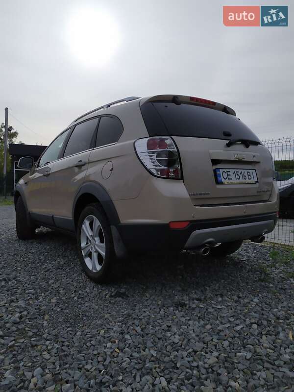 Позашляховик / Кросовер Chevrolet Captiva 2012 в Чернівцях