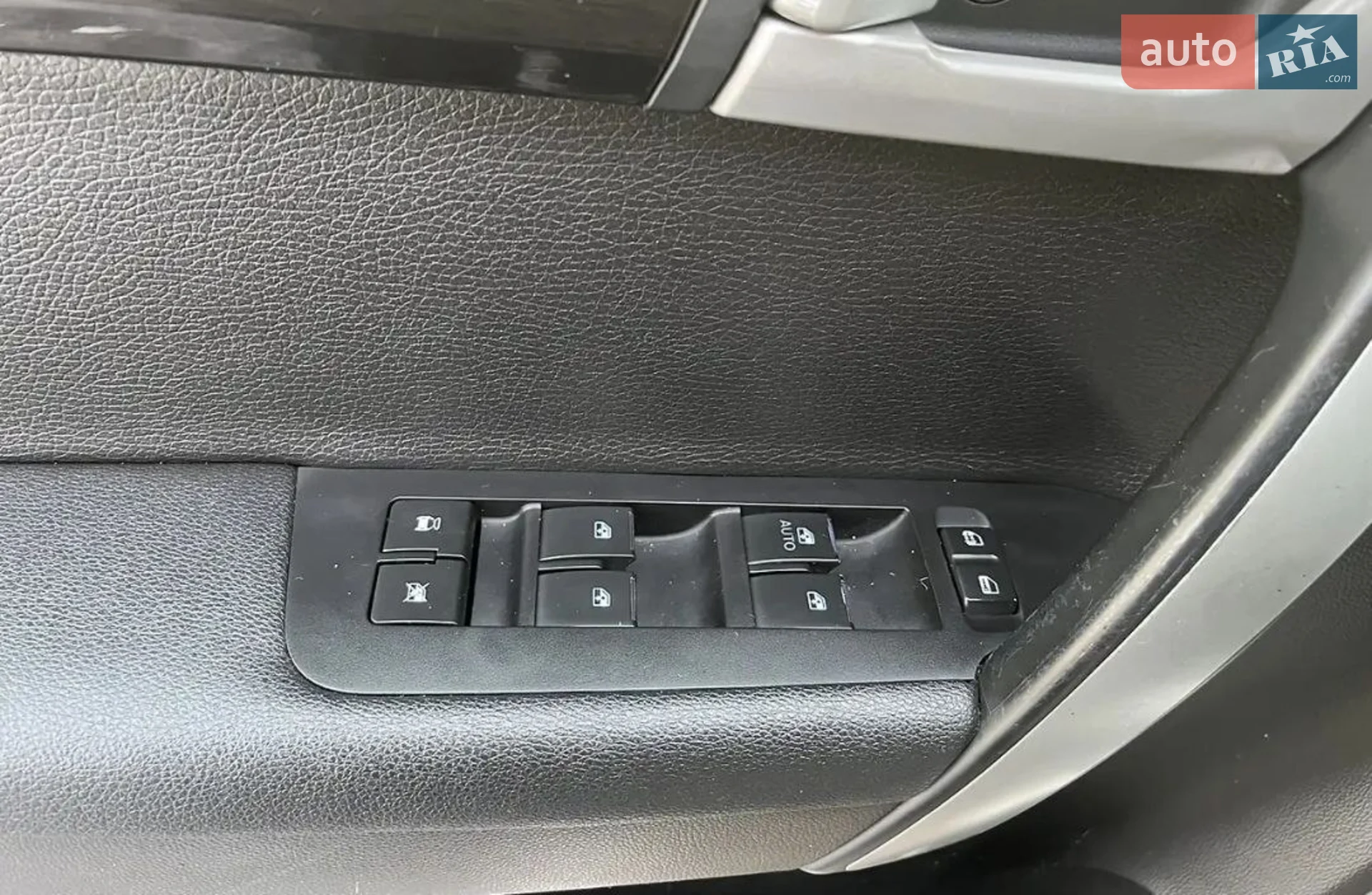 2012 Chevrolet Captiva - мініатюра 8