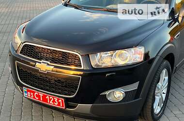 Внедорожник / Кроссовер Chevrolet Captiva 2012 в 