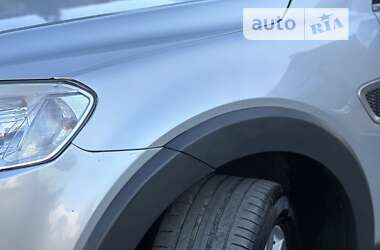 Внедорожник / Кроссовер Chevrolet Captiva 2009 в 