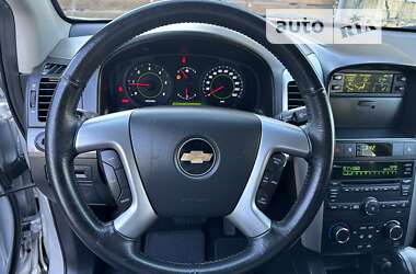 Внедорожник / Кроссовер Chevrolet Captiva 2009 в 