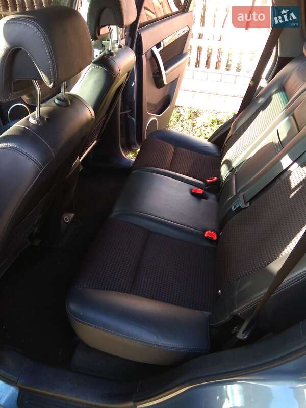 Внедорожник / Кроссовер Chevrolet Captiva 2011 в Ивано-Франковске