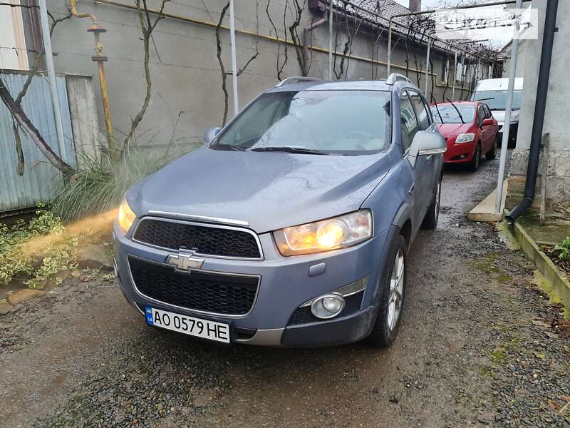 Внедорожник / Кроссовер Chevrolet Captiva 2011 в Ужгороде