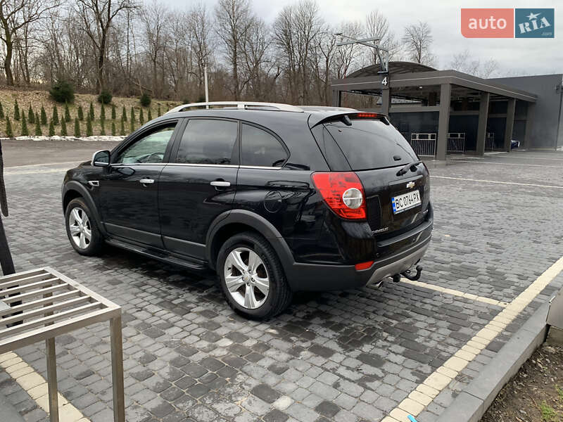 Внедорожник / Кроссовер Chevrolet Captiva 2012 в Львове