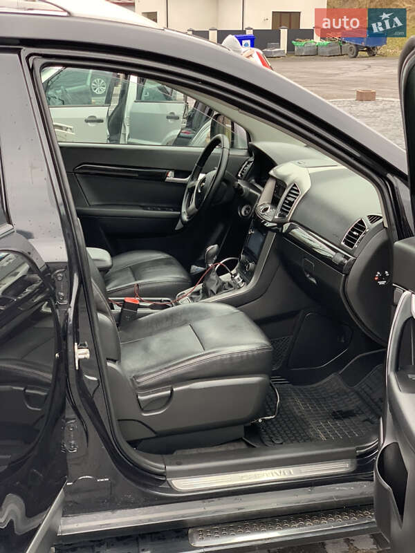 Внедорожник / Кроссовер Chevrolet Captiva 2012 в Львове