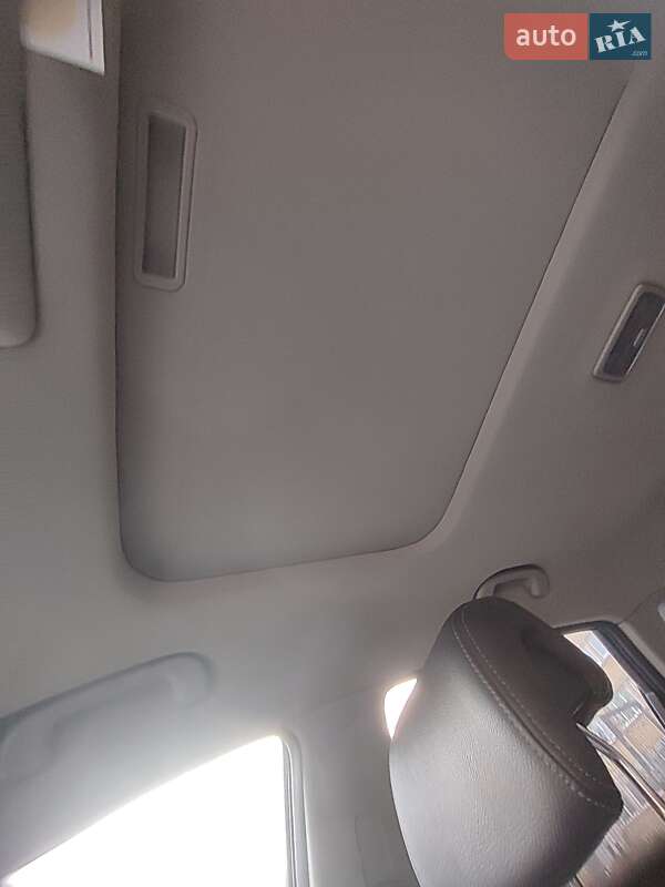 Позашляховик / Кросовер Chevrolet Captiva 2011 в Києві