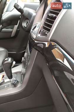 Внедорожник / Кроссовер Chevrolet Captiva 2012 в 