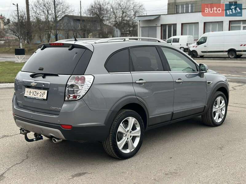 Внедорожник / Кроссовер Chevrolet Captiva 2012 в Дубно