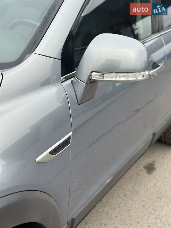 Внедорожник / Кроссовер Chevrolet Captiva 2012 в Дубно