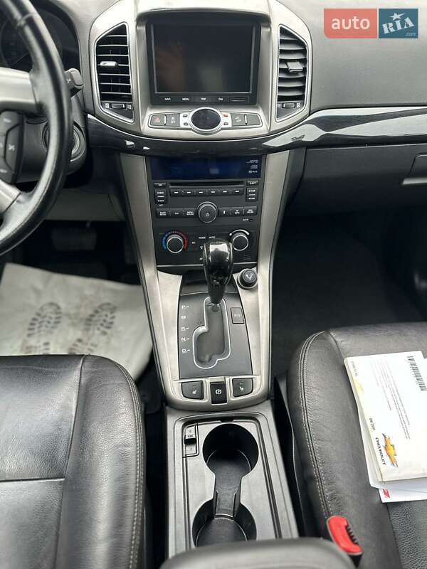 Внедорожник / Кроссовер Chevrolet Captiva 2012 в Дубно