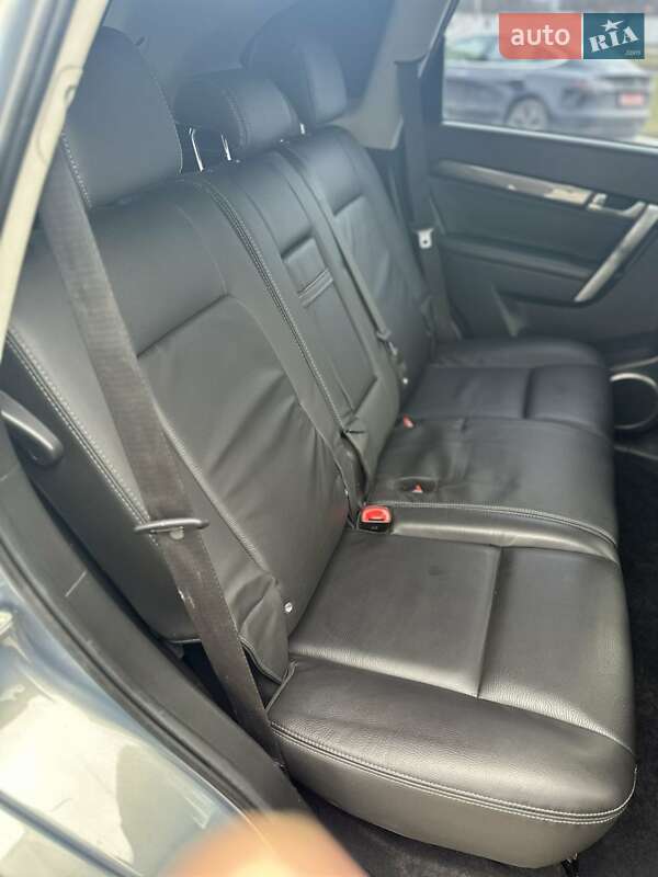 Внедорожник / Кроссовер Chevrolet Captiva 2012 в Дубно