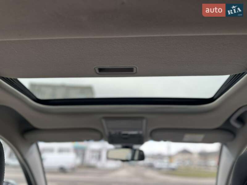 Внедорожник / Кроссовер Chevrolet Captiva 2012 в Дубно