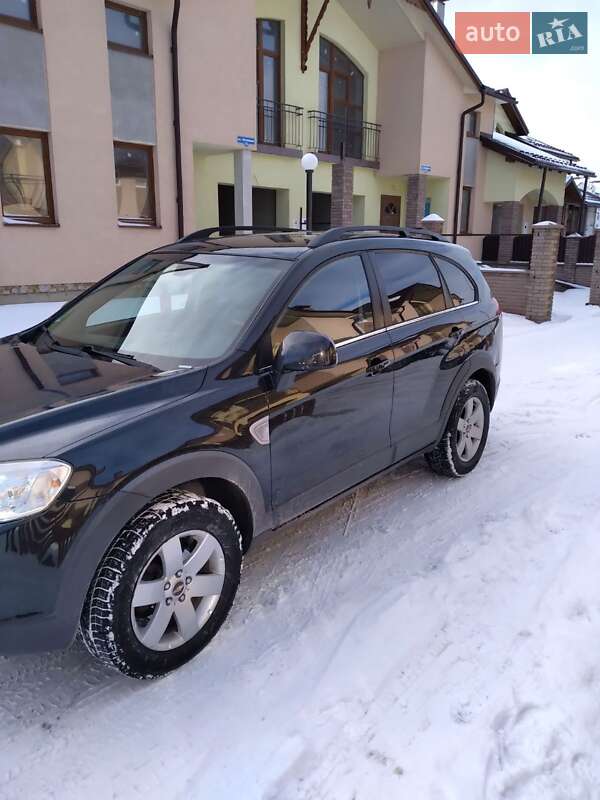 Внедорожник / Кроссовер Chevrolet Captiva 2009 в 