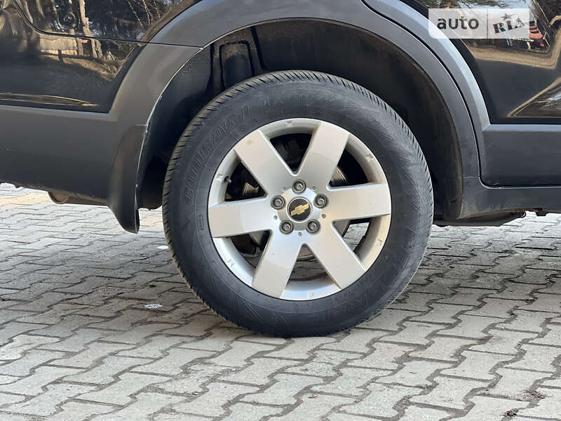 Внедорожник / Кроссовер Chevrolet Captiva 2009 в Луцке