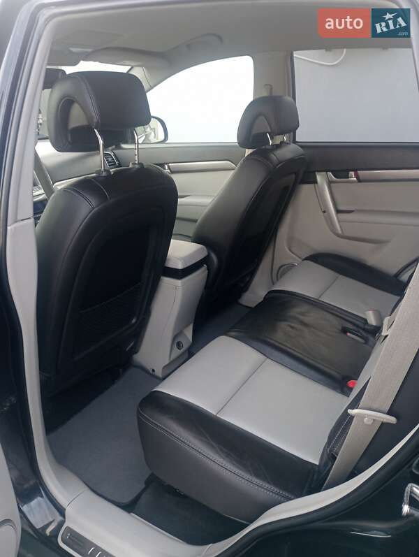 Позашляховик / Кросовер Chevrolet Captiva 2011 в Дрогобичі