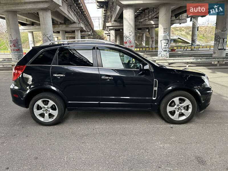 Внедорожник / Кроссовер Chevrolet Captiva 2014 в Одессе